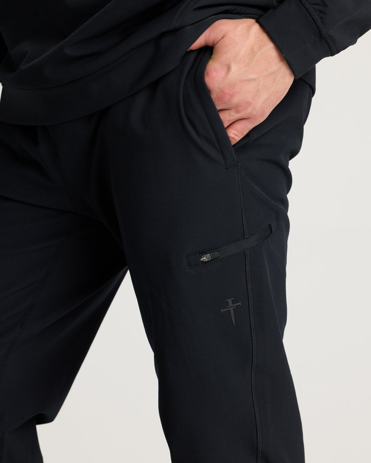Vanta+ Jogger - Blackout