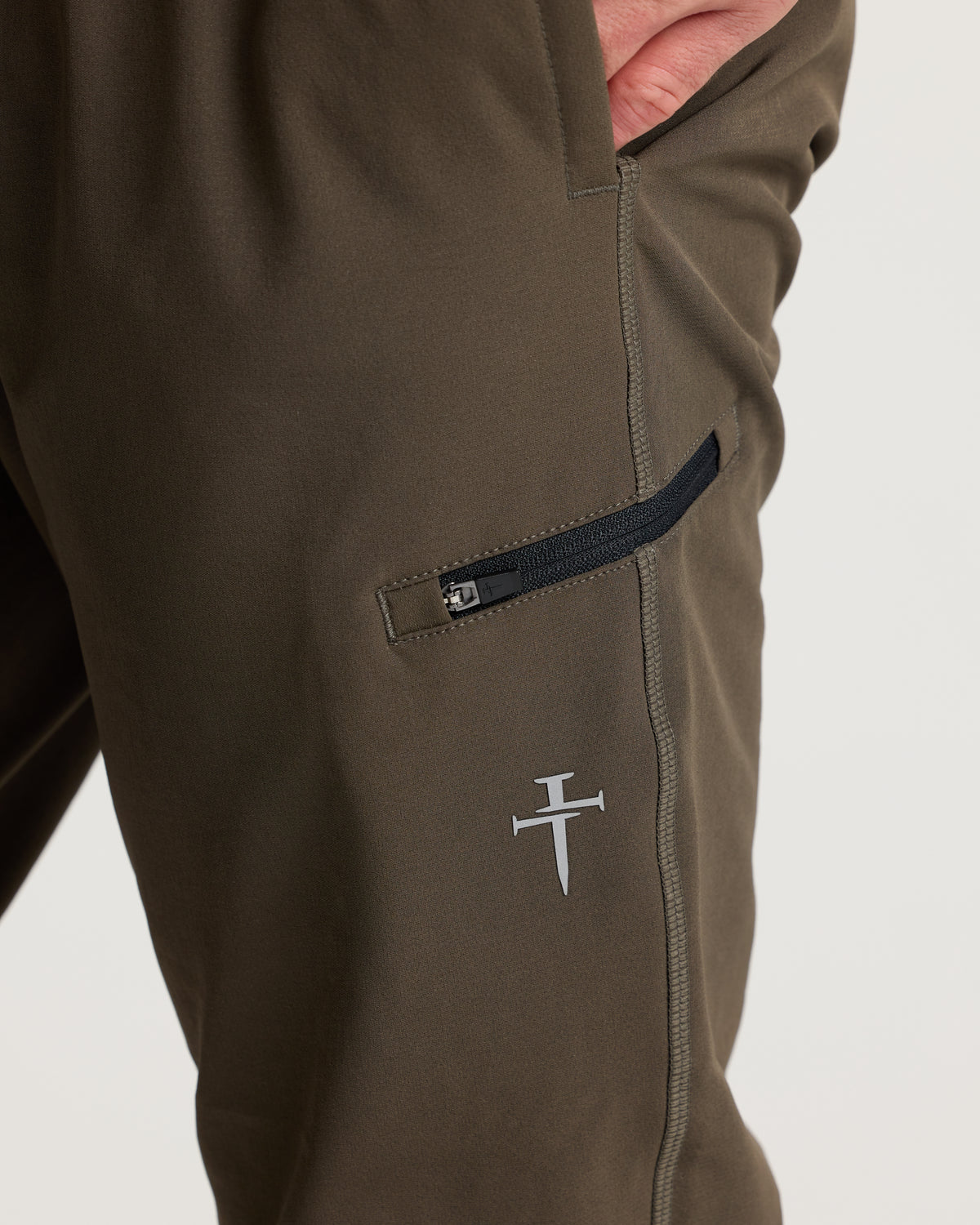 Vanta+ Jogger - Burnt Olive