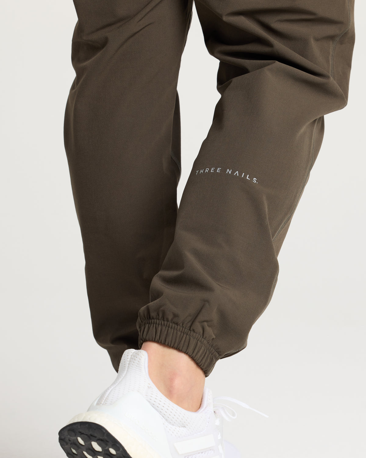 Vanta+ Jogger - Burnt Olive