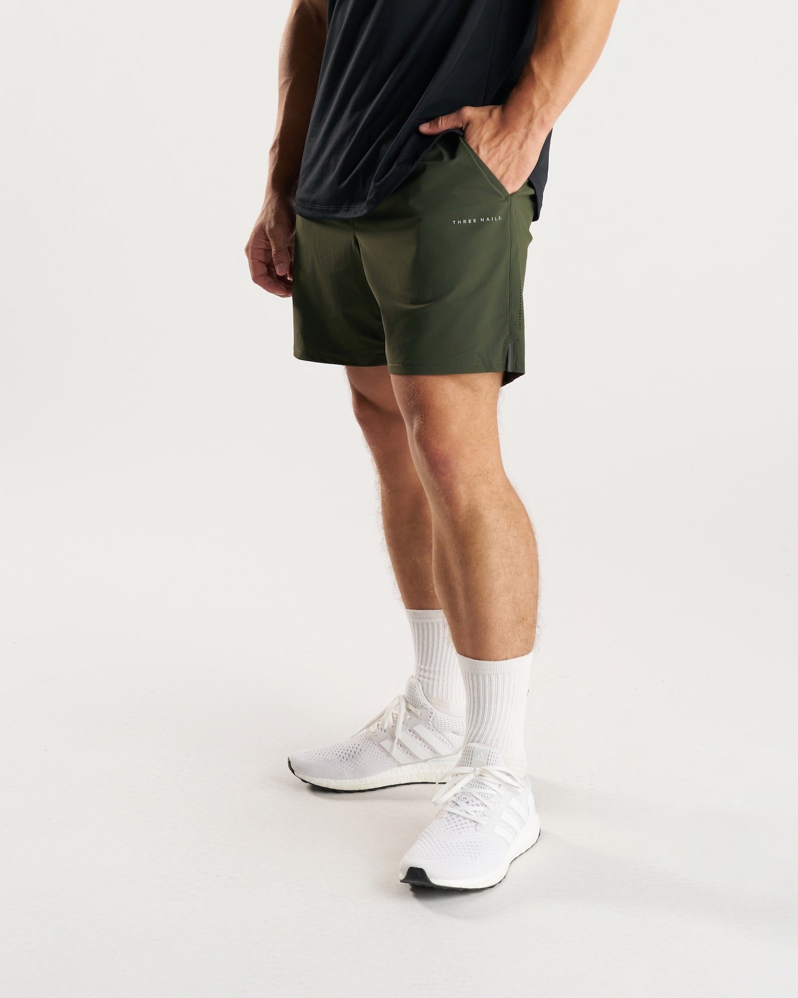 Vapor-Lite™ Hybrid Short - Dark Pine