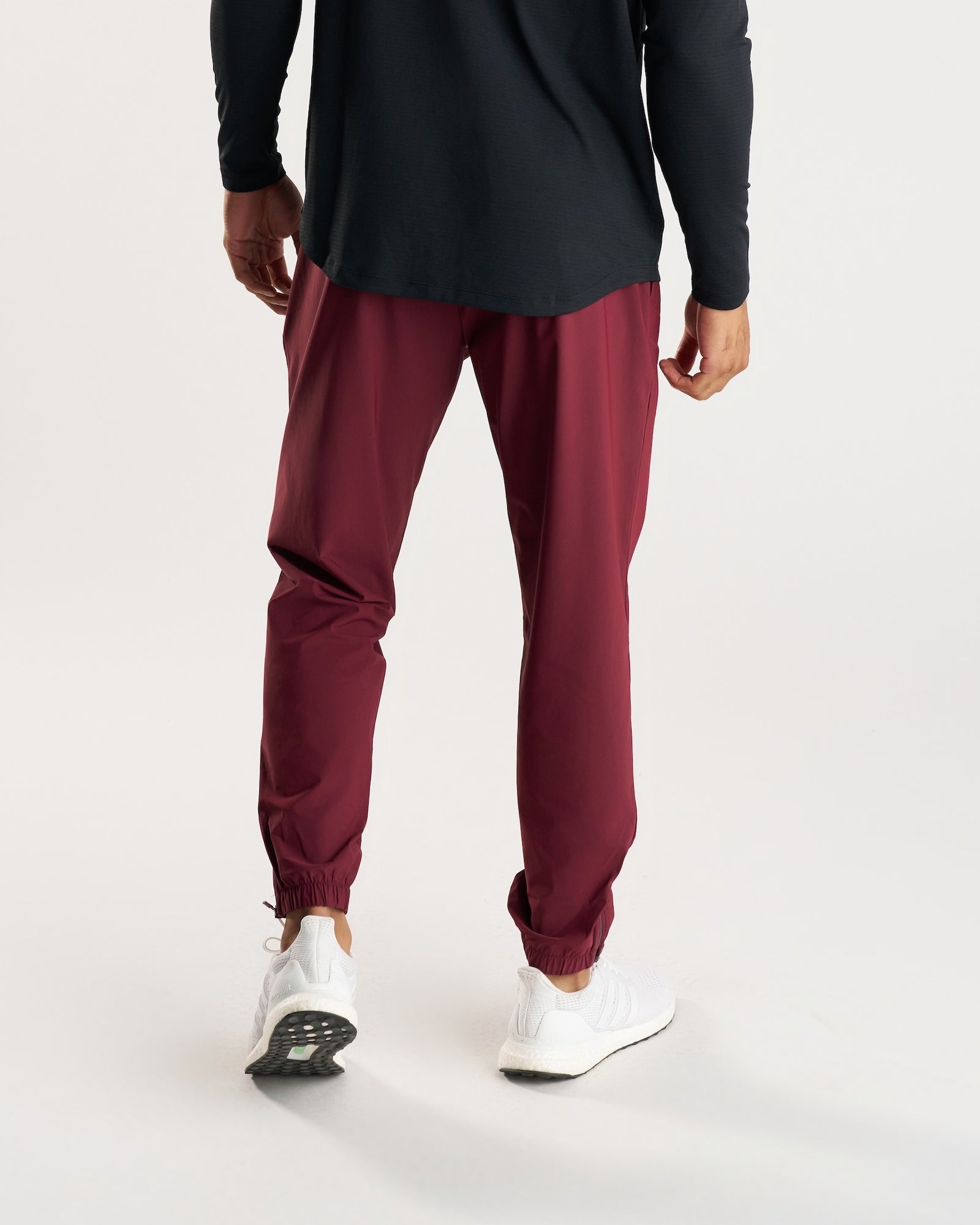 Vapor-Lite™ Jogger - Merlot