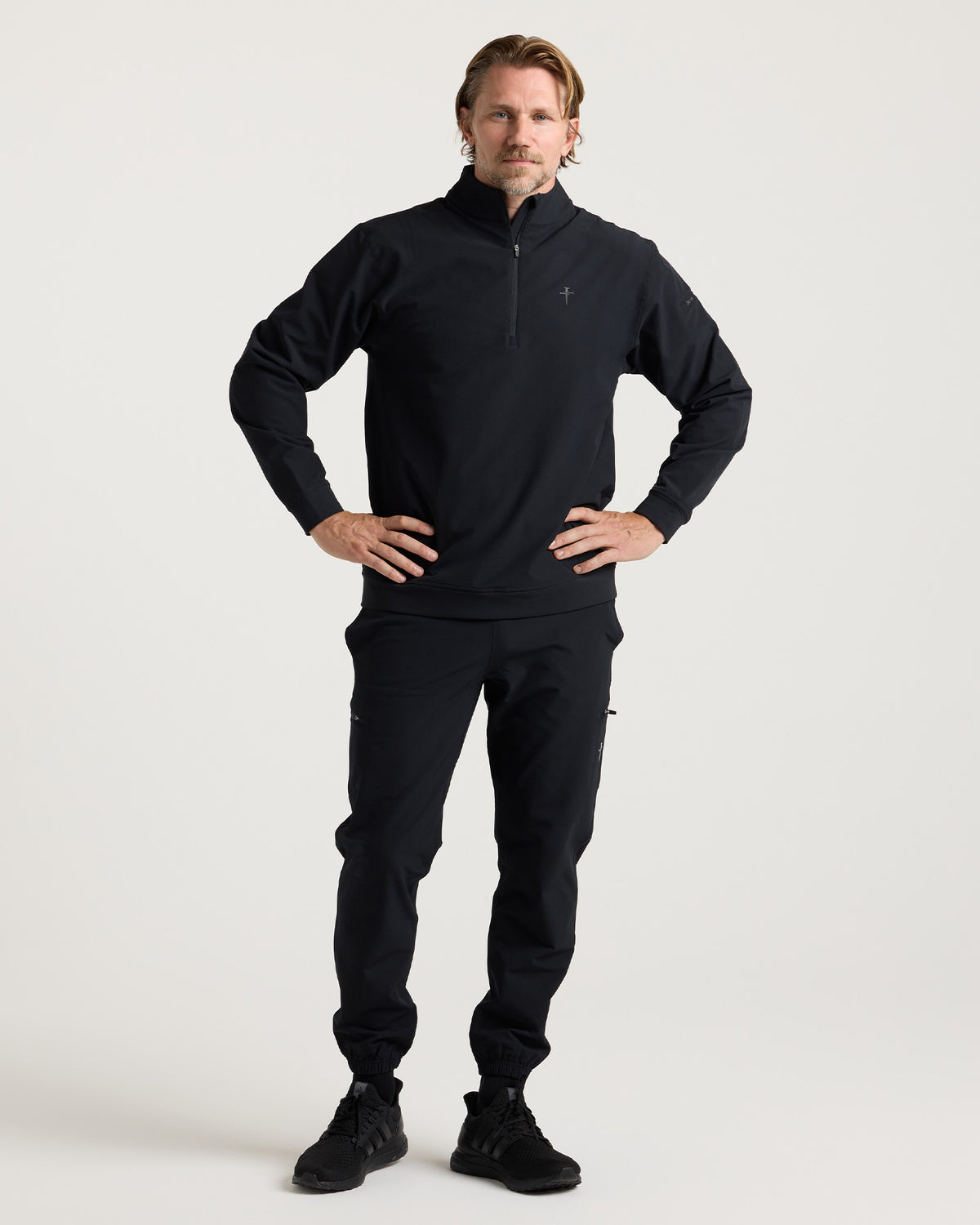 Vanta+ Quarter Zip - Blackout "Cross"