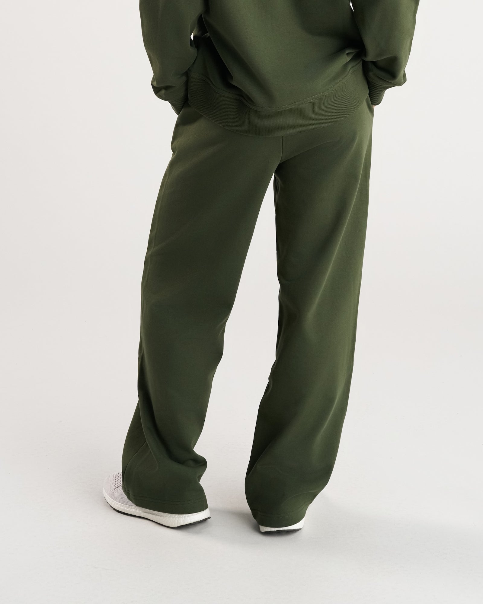 Women's French Terry Straight Leg Pant - Dark Pine
