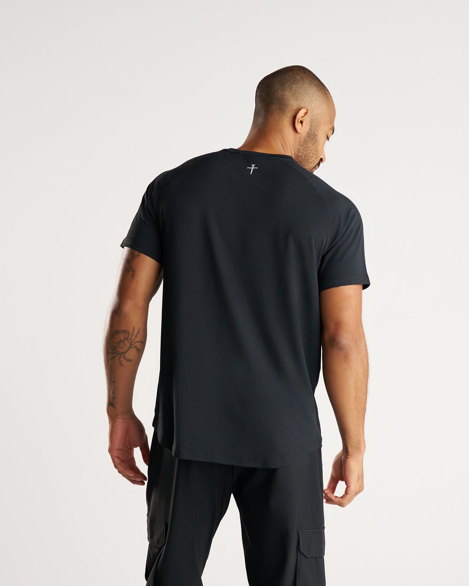 Aion-Lite™ Tee "Three Nails" - Black