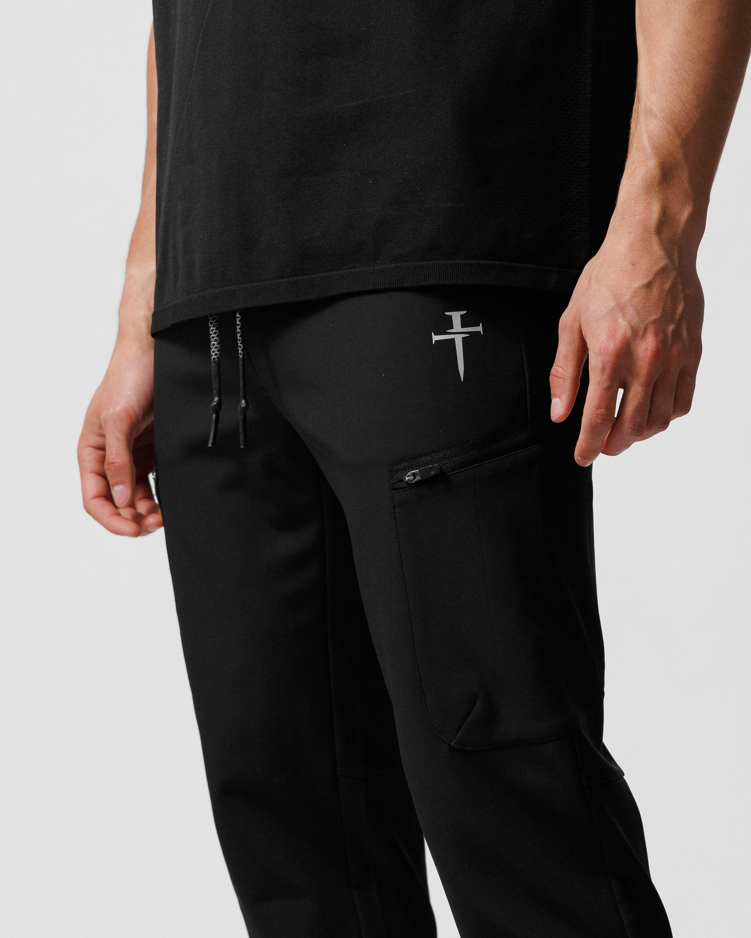 Apex Jogger - Black