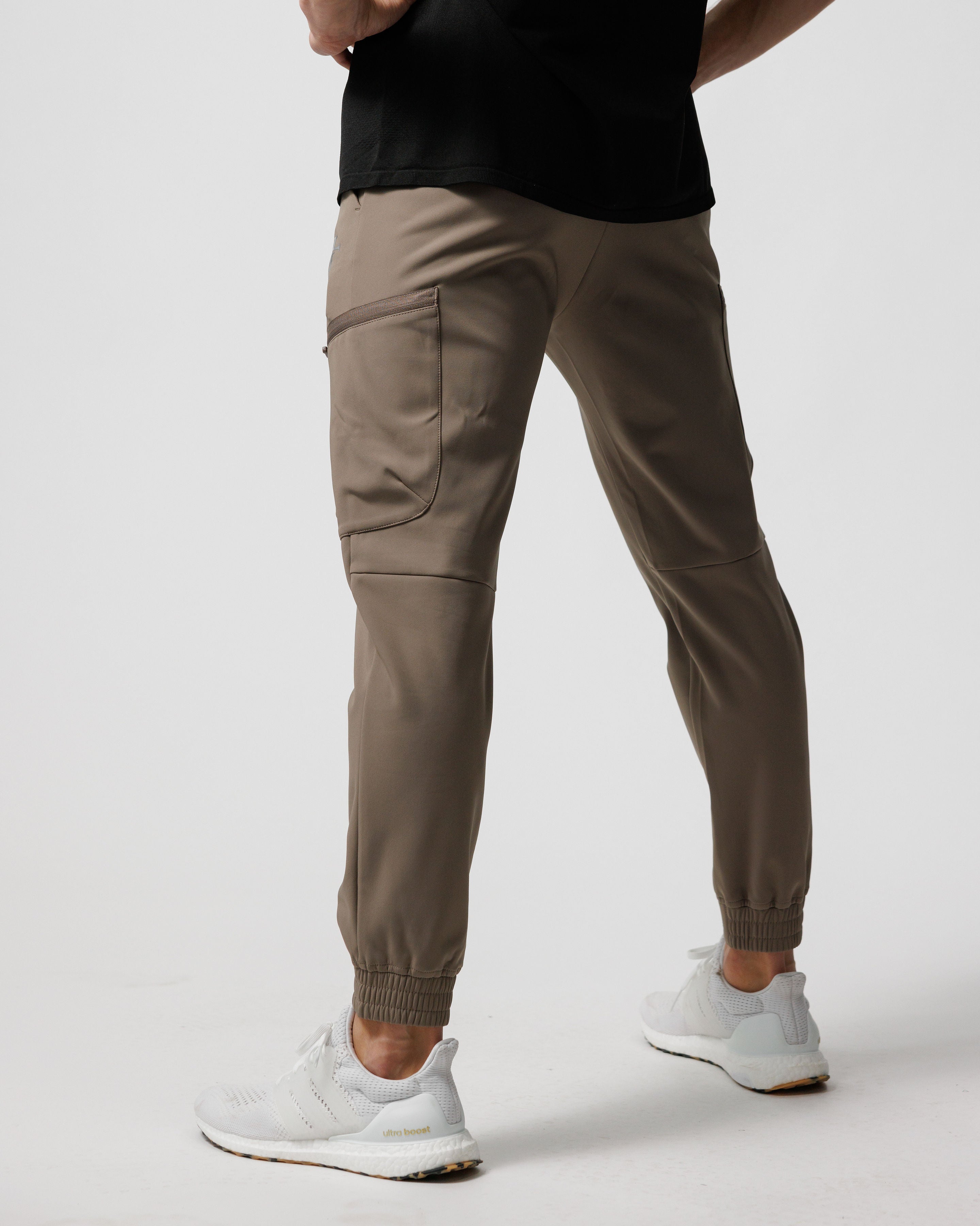 Apex Jogger - Deep Taupe